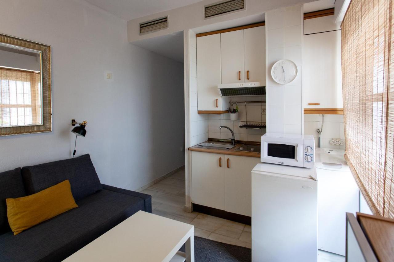 Pikis Apartment Center 1 Севілья Екстер'єр фото